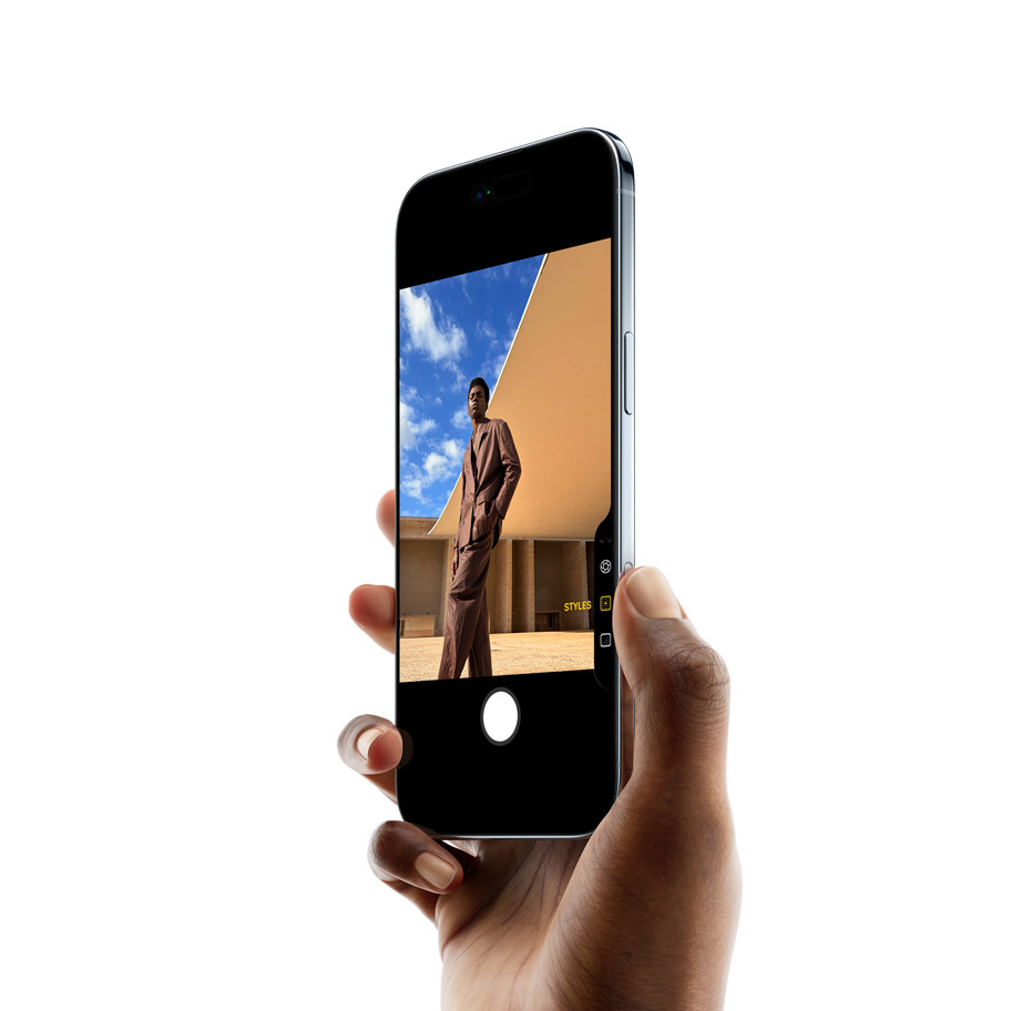 Apple iPhone Air (Issue 1) 2